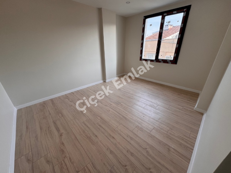 Akşemsettin'de Otoparklı 7.Kat 2+1 Sıfır Satılık Daire