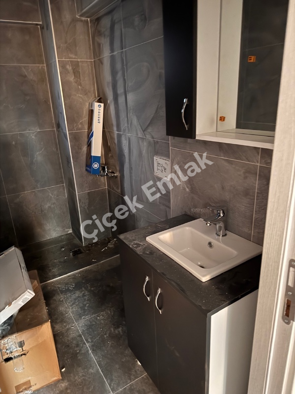 Alibeyköy Merkez'de 2+1 Arakat Sıfır Satılık Daire
