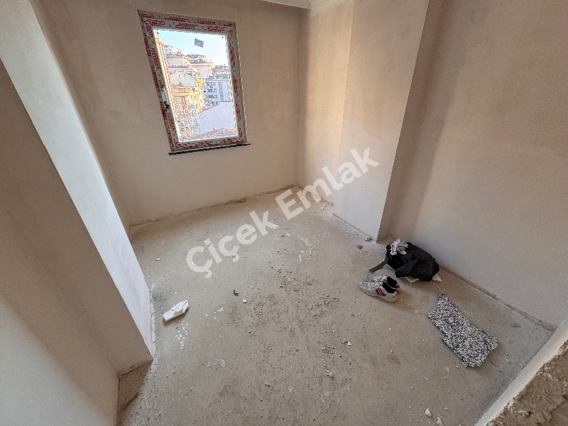 Alibeyköy Merkez'de Otoparklı 2+1 Ön Cephe Sıfır Satılık Daire