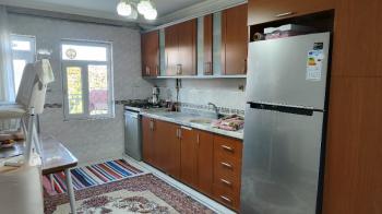 GİRNE MAH. JANDARMA YOLUNA CEPHELİ SATILIK BİNA VE 977 m² ARSASI