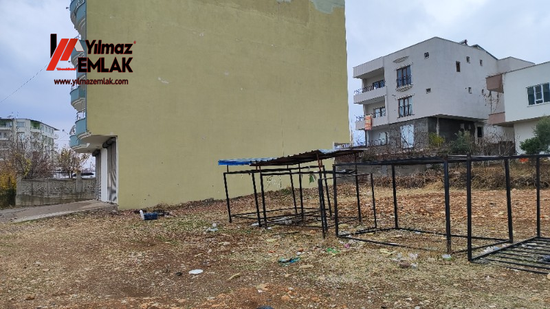 YILMAZ EMLAK'TAN GİRNE MAH.20 METRELİK YOLDA SATILIK 430 m² ARSA