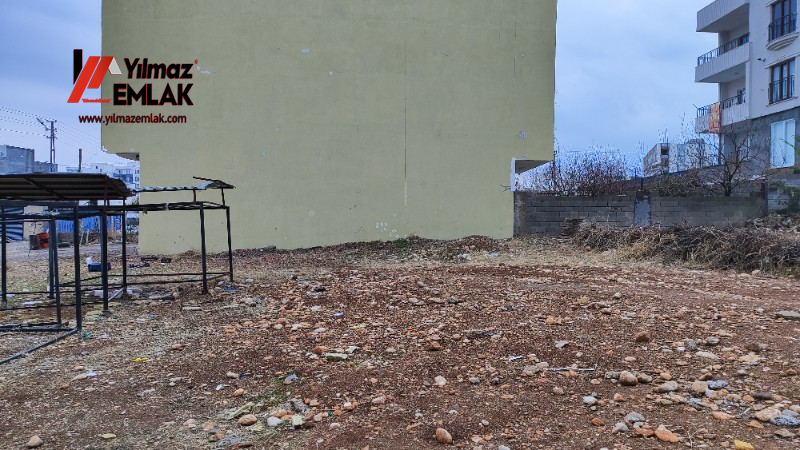 YILMAZ EMLAK'TAN GİRNE MAH.20 METRELİK YOLDA SATILIK 430 m² ARSA