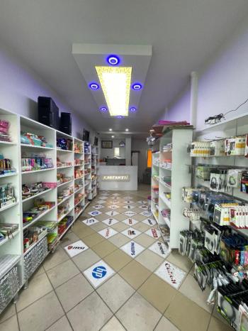 AFYON ÜÇOK EMLAKTAN İSTİKLAL MAH CADDE ÜZERİ SATILIK 50M² DÜKKAN