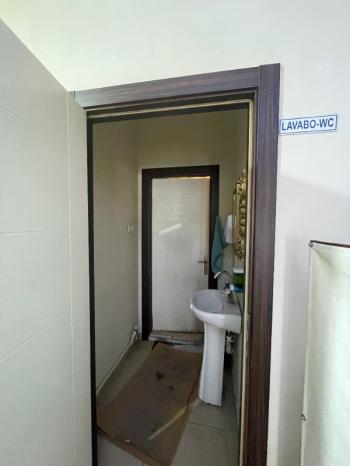 AFYON ÜÇOK EMLAKTAN SAHİPATA MAH SATILIK KÖŞE KONUMLU DÜKKAN