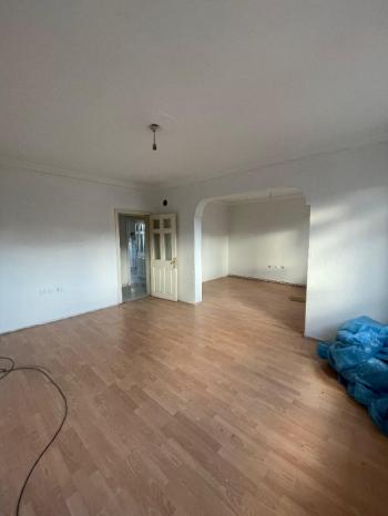 AFYON ÜÇOK EMLAKTAN OSMAN GAZİ MAH KİRALIK 3+1 DAİRE