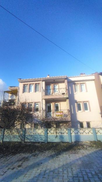 AFYON ÜÇOK EMLAKTAN OSMAN GAZİ MAH KİRALIK 3+1 DAİRE