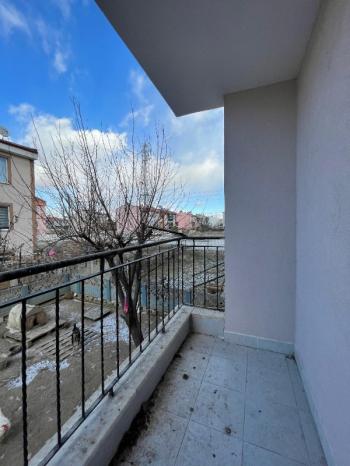 AFYON ÜÇOK EMLAKTAN OSMAN GAZİ MAH KİRALIK 3+1 DAİRE