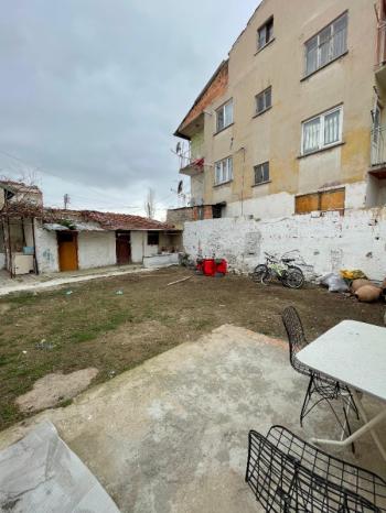 AFYON ÜÇOK EMLAKTAN SATILIK 3+1 MÜSTAKİL EV