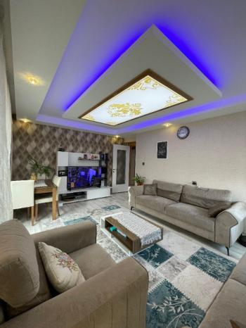 AFYON ÜÇOK EMLAKTAN SAHİPATA MAH SATILIK ARAKAT 3+1 DAİRE