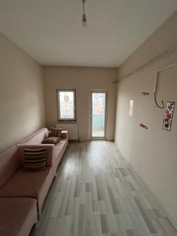 AFYON ÜÇOK EMLAKTAN ERENLER MAH YATIRIMLIK SATILIK 3+1 EŞYALI DAİRE
