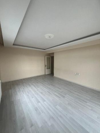 AFYON ÜÇOK EMLAKTAN YENİCE MAH KİRALIK 4+1 GENİŞ DAİRE
