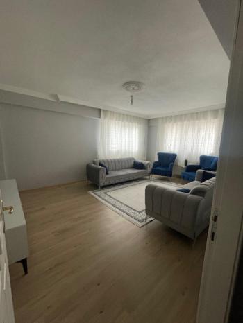 AFYON ÜÇOK EMLAKTAN SAHİPATA MAH SATILIK 3+1 DAİRE