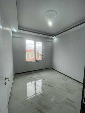 AFYON ÜÇOK EMLAKTAN SAHİPATA MAH DA SATILIK LÜKS 3+1 SIFIR DAİRELER