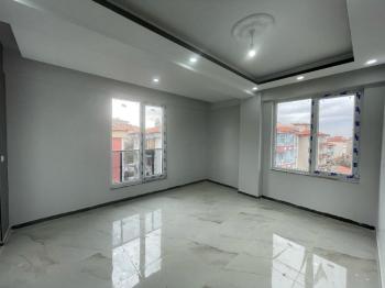 AFYON ÜÇOK EMLAKTAN SAHİPATA MAH DA SATILIK LÜKS 3+1 SIFIR DAİRELER