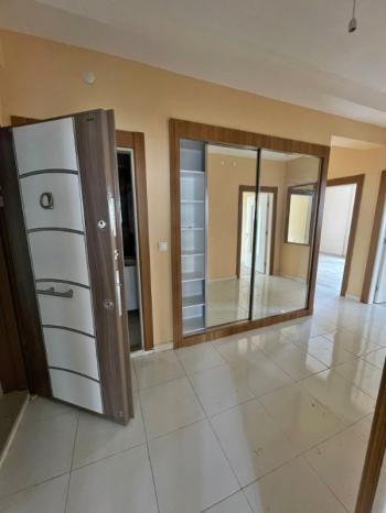 AFYON ÜÇOK EMLAKTAN ERKMEN CUMHURİYET MAH KİRALIK 4+1 DAİRE