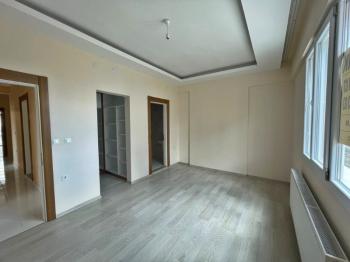 AFYON ÜÇOK EMLAKTAN ERKMEN CUMHURİYET MAH KİRALIK 4+1 DAİRE