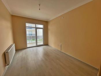 AFYON ÜÇOK EMLAKTAN ERKMEN CUMHURİYET MAH KİRALIK 4+1 DAİRE