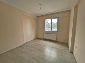 AFYON ÜÇOK EMLAKTAN ERKMEN CUMHURİYET MAH KİRALIK 4+1 DAİRE