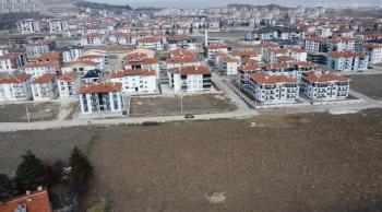 AFYON ÜÇOK EMLAKTAN KANLICA MAH TEMELDEN SATILIK 2+1 SIFIR LÜKS DAİRELER
