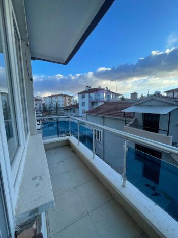 AFYON ÜÇOK EMLAKTAN ALİ İHSANPAŞA MAH KİRALIK 3+1 TEMİZ BAKIMLI DAİRELER