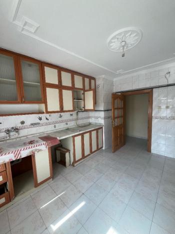 AFYON ÜÇOK EMLAKTAN MAREŞAL MAH. KİRALIK 3+1 DAİRE