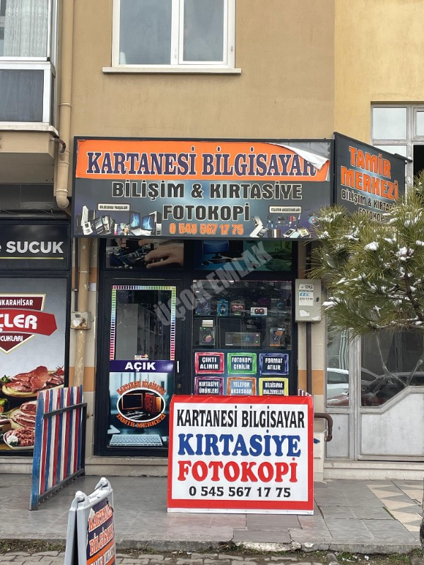 AFYON ÜÇOK EMLAKTAN İSTİKLAL MAH CADDE ÜZERİ SATILIK 50M² DÜKKAN