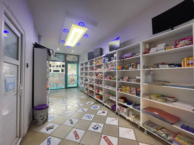 AFYON ÜÇOK EMLAKTAN İSTİKLAL MAH CADDE ÜZERİ SATILIK 50M² DÜKKAN