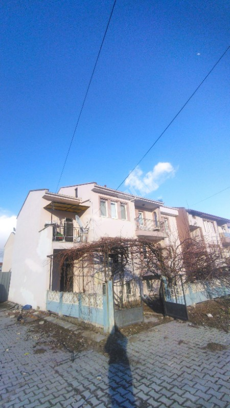 AFYON ÜÇOK EMLAKTAN OSMAN GAZİ MAH KİRALIK 3+1 DAİRE