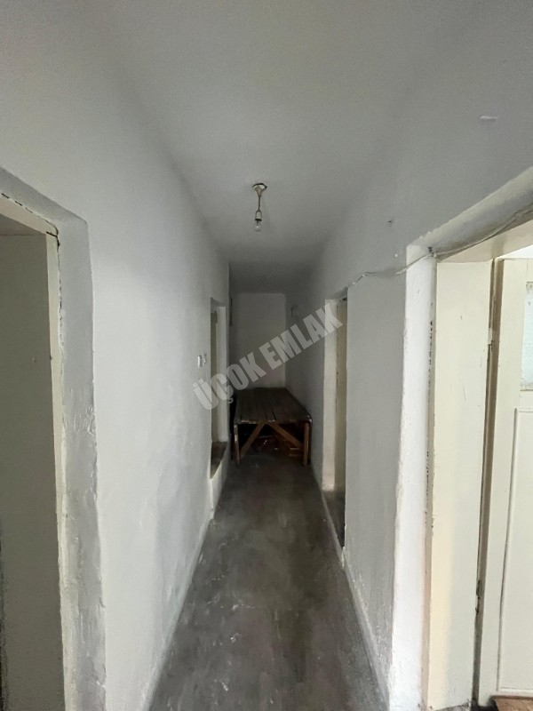 AFYON ÜÇOK EMLAKTAN SÜMER MAH. KİRALIK 1+1