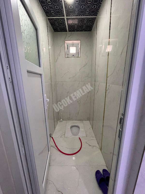 AFYON ÜÇOK EMLAKTAN SATILIK 3+1 MÜSTAKİL EV