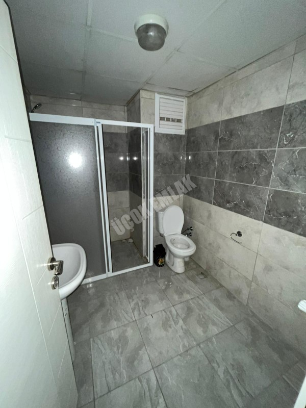 AFYON ÜÇOK EMLAKTAN ERENLER MAH YATIRIMLIK SATILIK 3+1 EŞYALI DAİRE