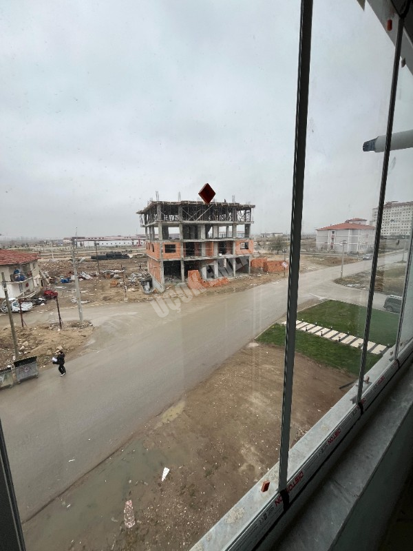 AFYON ÜÇOK EMLAKTAN ERENLER MAH YATIRIMLIK SATILIK 3+1 EŞYALI DAİRE
