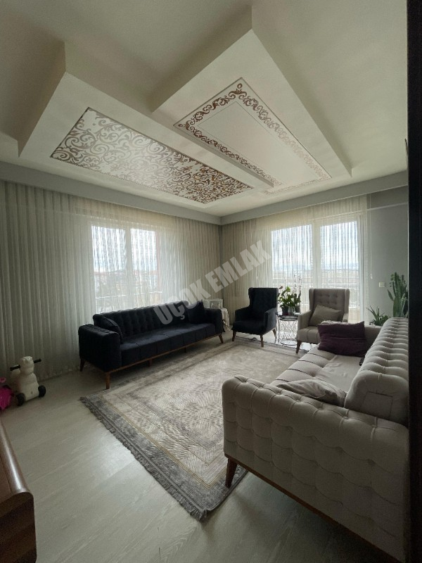 AFYON ÜÇOK EMLAKTAN ALİ İHSAN PAŞA MAH SATILIK LÜKS 3+1 DAİRE