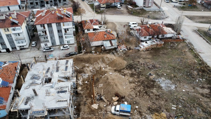 AFYON ÜÇOK EMLAKTAN MAREŞAL MAH TEMELDEN SATILIK LÜKS 2+1 DAİRELER