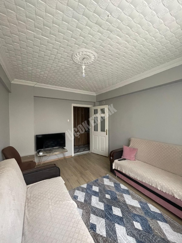 AFYON ÜÇOK EMLAKTAN SAHİPATA MAH SATILIK 3+1 DAİRE