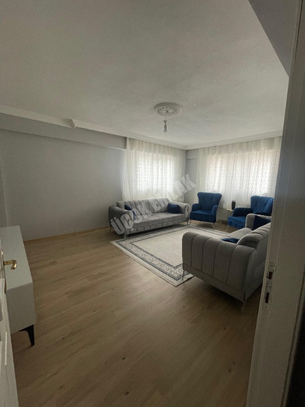 AFYON ÜÇOK EMLAKTAN SAHİPATA MAH SATILIK 3+1 DAİRE