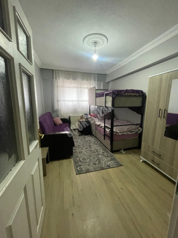 AFYON ÜÇOK EMLAKTAN SAHİPATA MAH SATILIK 3+1 DAİRE