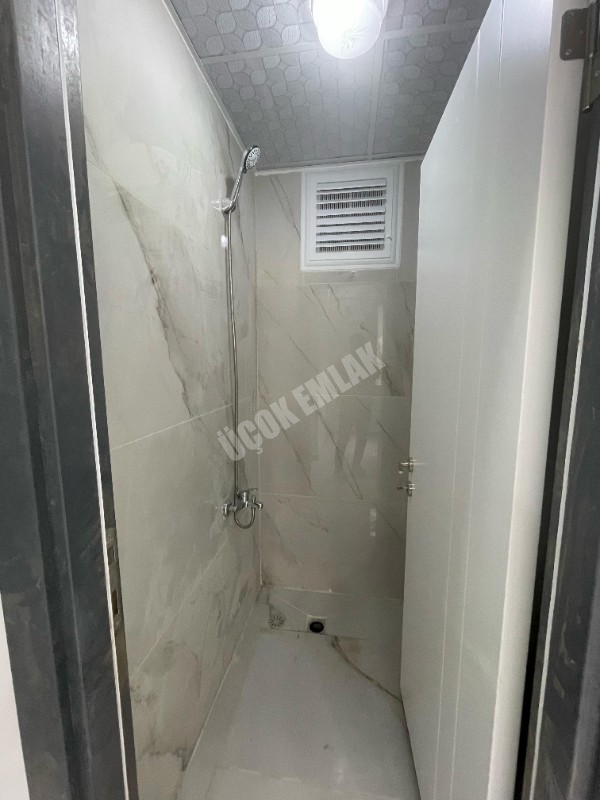AFYON ÜÇOK EMLAKTAN SAHİPATA MAH SATILIK SIFIR LÜKS 3+1 DAİRE 