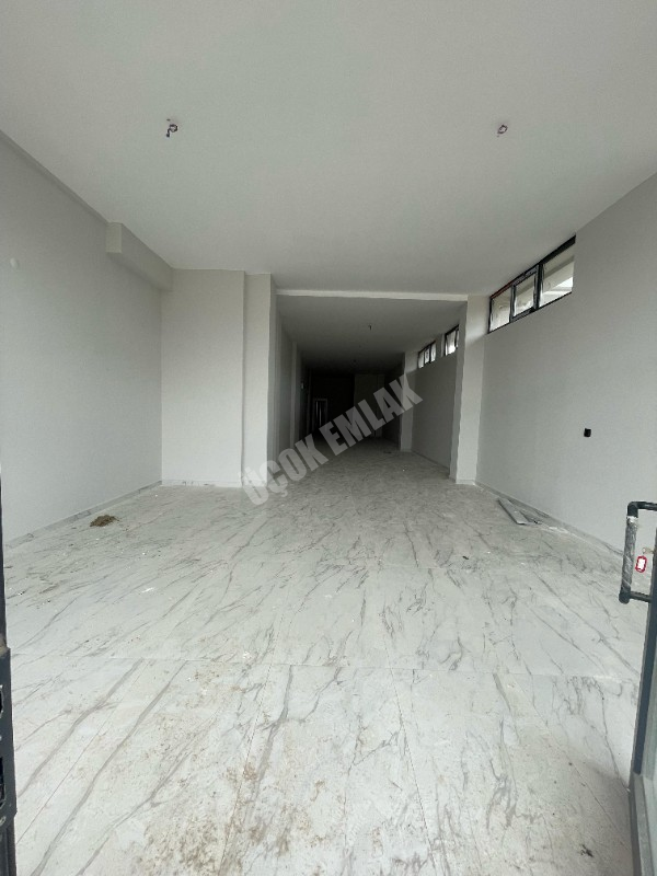 AFYON ÜÇOK EMLAKTAN SELÇUKLU MAH CADDE ÜSTÜ KİRALIK 100M² SIFIR DÜKKAN
