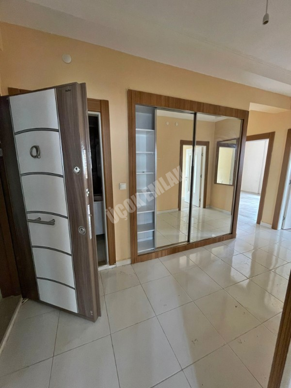 AFYON ÜÇOK EMLAKTAN ERKMEN CUMHURİYET MAH KİRALIK 4+1 DAİRE