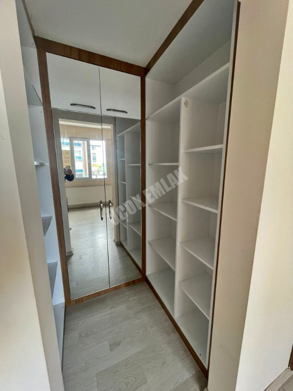 AFYON ÜÇOK EMLAKTAN ERKMEN CUMHURİYET MAH KİRALIK 4+1 DAİRE