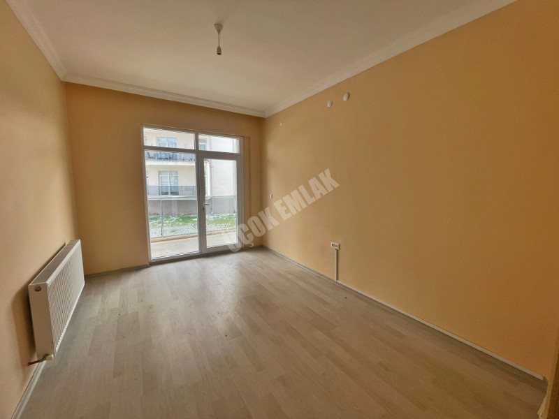 AFYON ÜÇOK EMLAKTAN ERKMEN CUMHURİYET MAH KİRALIK 4+1 DAİRE