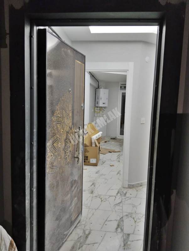 AFYON ÜÇOK EMLAKTAN EŞREFPAŞA MAH SATILIK 2+1 DAİRE