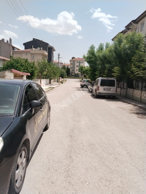 AFYON ÜÇOK EMLAKTAN EŞREFPAŞA MAH SATILIK 2+1 DAİRE