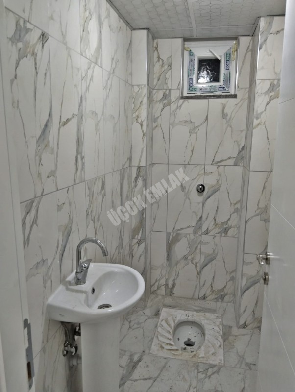 AFYON ÜÇOK EMLAKTAN EŞREFPAŞA MAH SATILIK 2+1 DAİRE