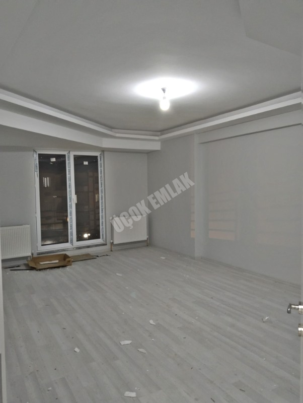 AFYON ÜÇOK EMLAKTAN EŞREFPAŞA MAH SATILIK 2+1 DAİRE