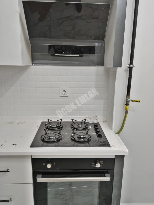 AFYON ÜÇOK EMLAKTAN EŞREFPAŞA MAH SATILIK 2+1 DAİRE