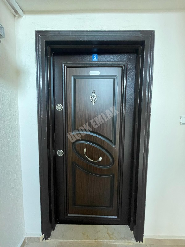 AFYON ÜÇOK EMLAKTAN ALİ İHSANPAŞA MAH KİRALIK 3+1 TEMİZ BAKIMLI DAİRELER