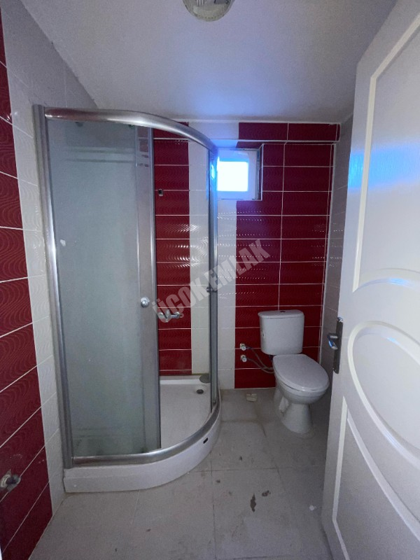 AFYON ÜÇOK EMLAKTAN ALİ İHSANPAŞA MAH KİRALIK 3+1 TEMİZ BAKIMLI DAİRELER