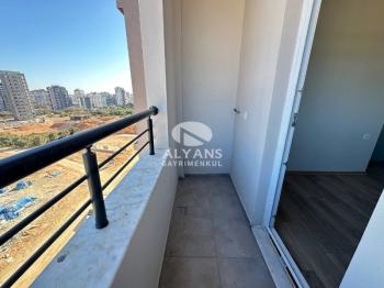 ALYANS'TAN TEK BLOK FULL JENERATÖRLÜ OTOPARKLI GENİŞ 3+1
